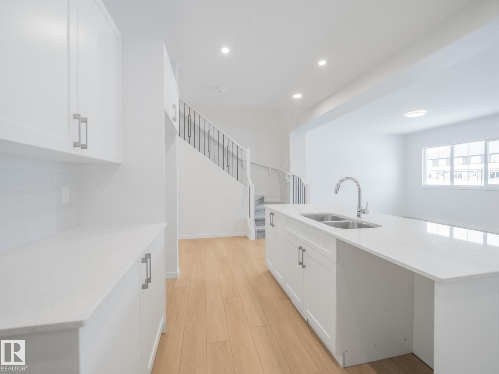 
          8731 224 Street NW
            <br/>
            <span>Edmonton</span>
            , 
            <span>AB</span>
             <span>T5T7Y5</span>
         - Photo 11