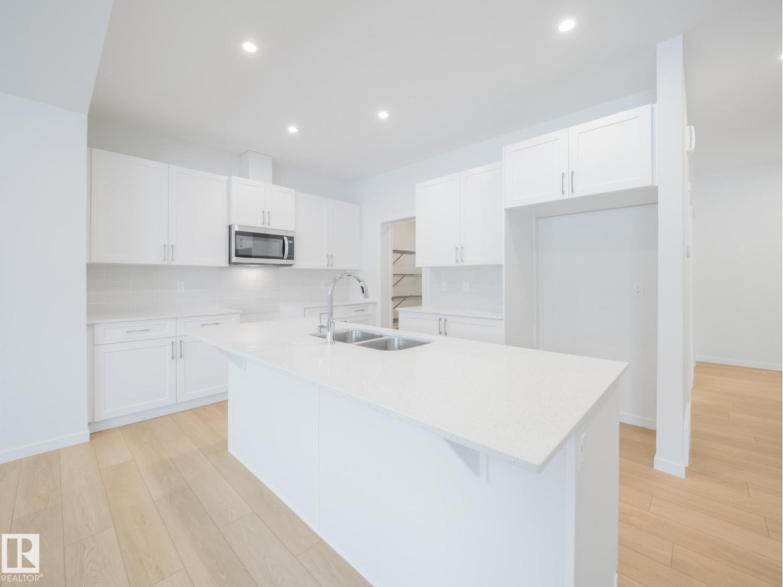 
          8731 224 Street NW
            <br/>
            <span>Edmonton</span>
            , 
            <span>AB</span>
             <span>T5T7Y5</span>
         - Photo 14