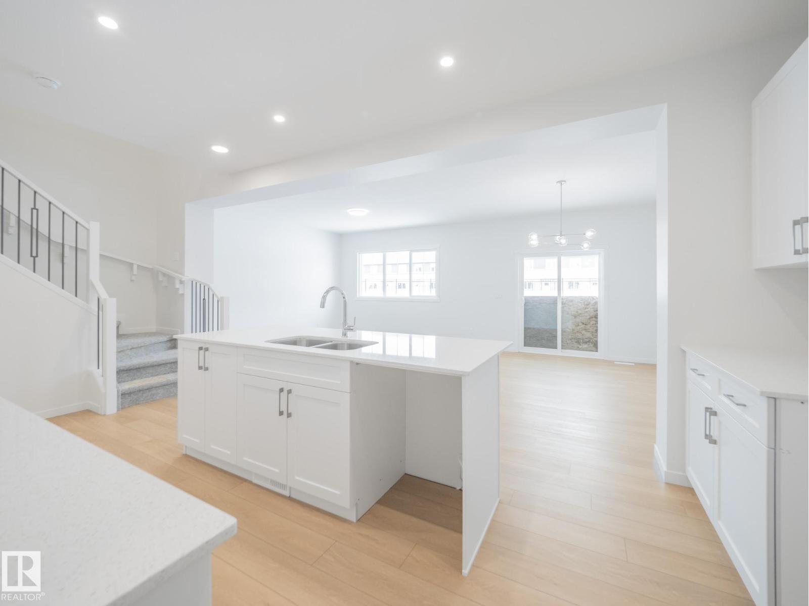 
          8731 224 Street NW
            <br/>
            <span>Edmonton</span>
            , 
            <span>AB</span>
             <span>T5T7Y5</span>
         - Photo 12