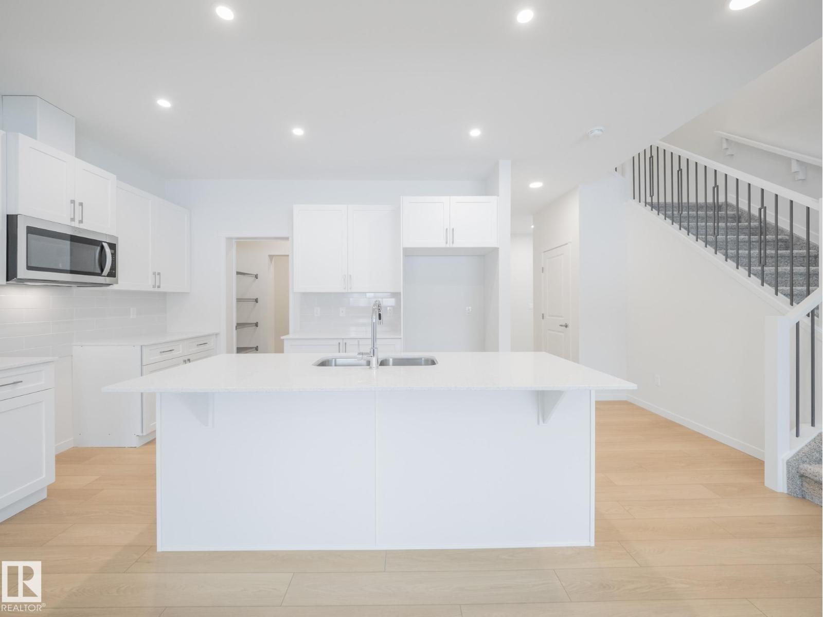 
          8731 224 Street NW
            <br/>
            <span>Edmonton</span>
            , 
            <span>AB</span>
             <span>T5T7Y5</span>
         - Photo 15