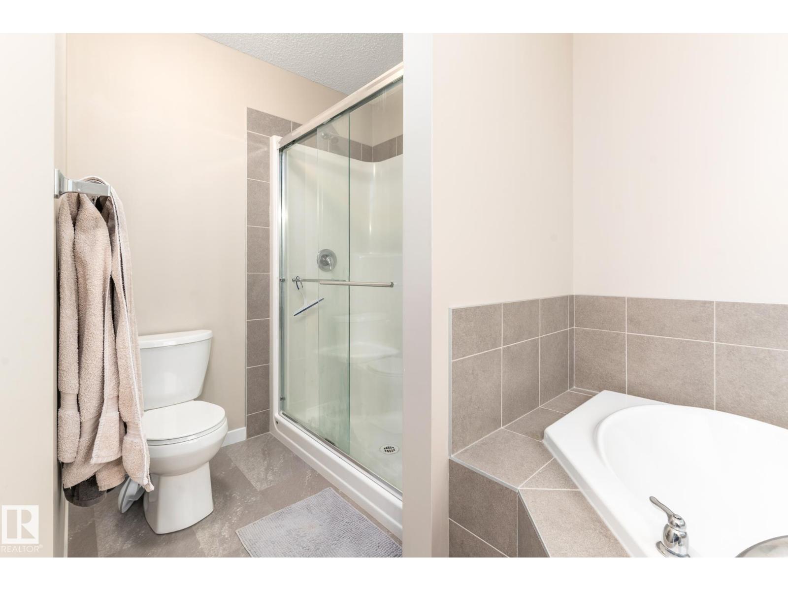 82 SPRUCE RIDGE DR, Spruce Grove