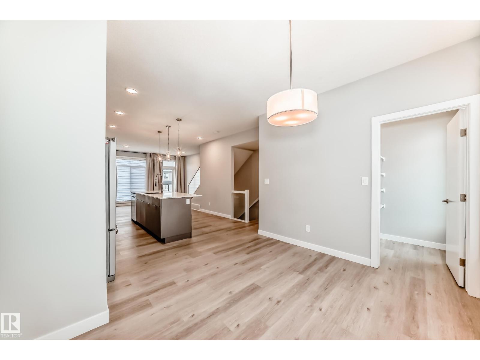 #30 50 EBONY BV, Sherwood Park