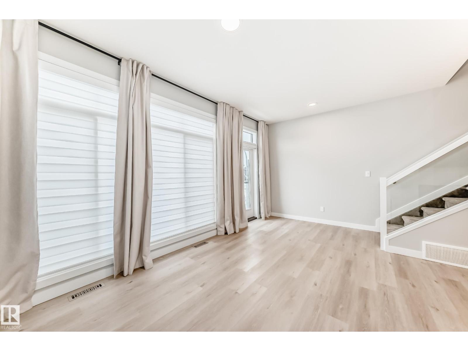 #30 50 EBONY BV, Sherwood Park