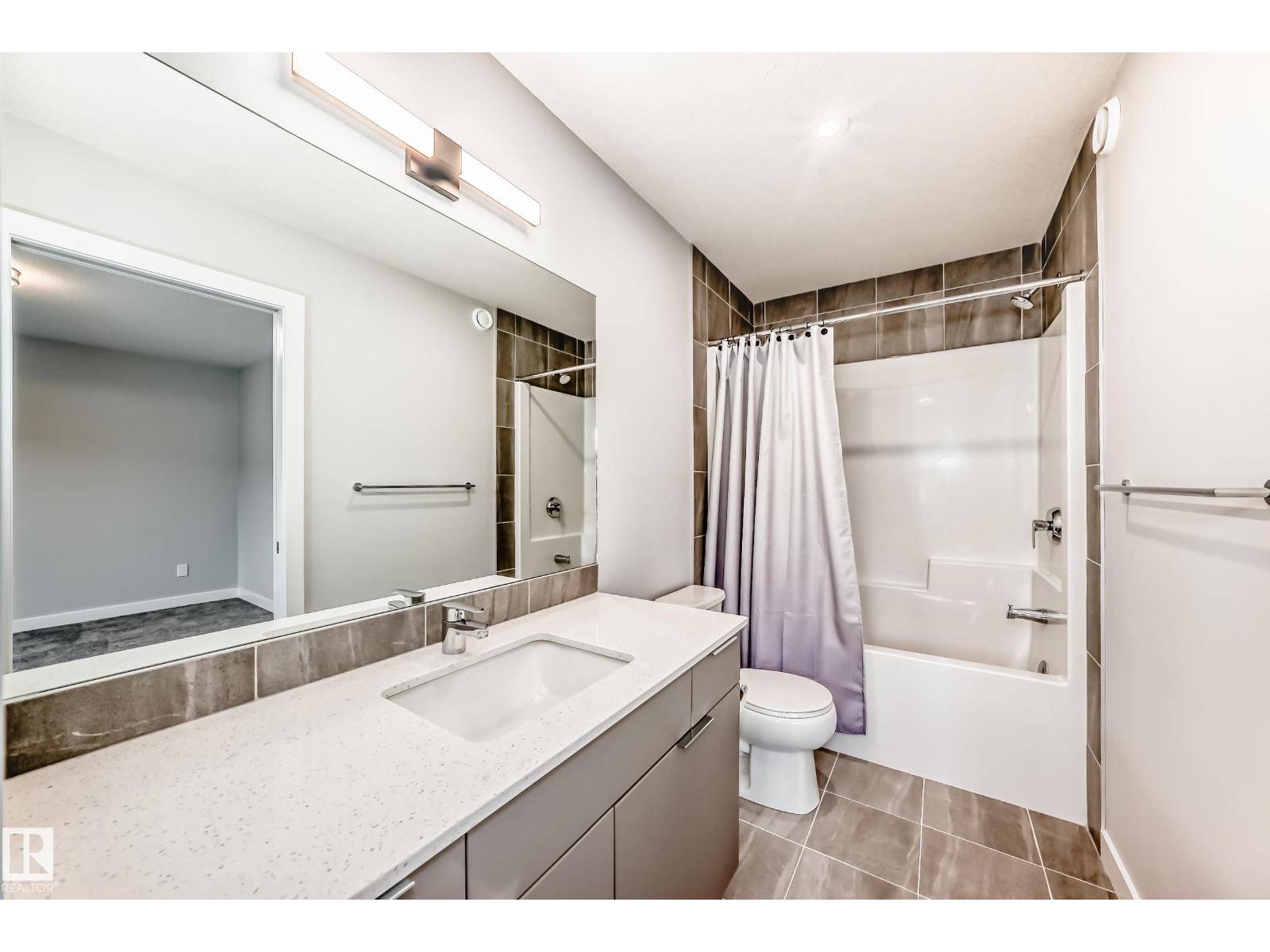 #30 50 EBONY BV, Sherwood Park