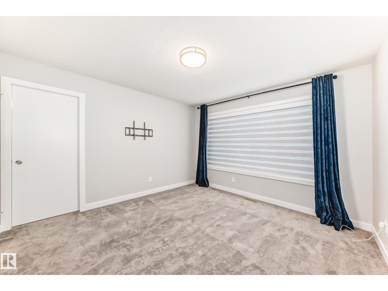 #30 50 EBONY BV, Sherwood Park