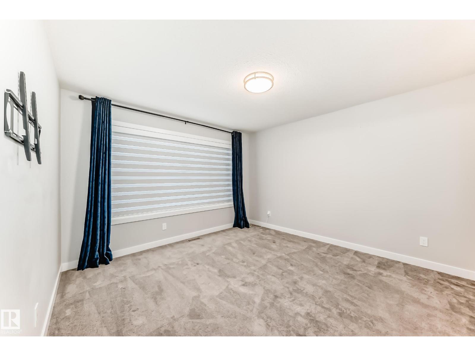 #30 50 EBONY BV, Sherwood Park