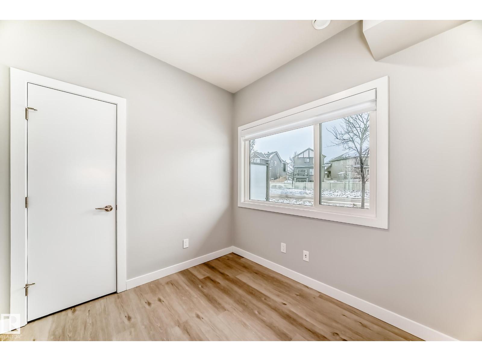 #30 50 EBONY BV, Sherwood Park