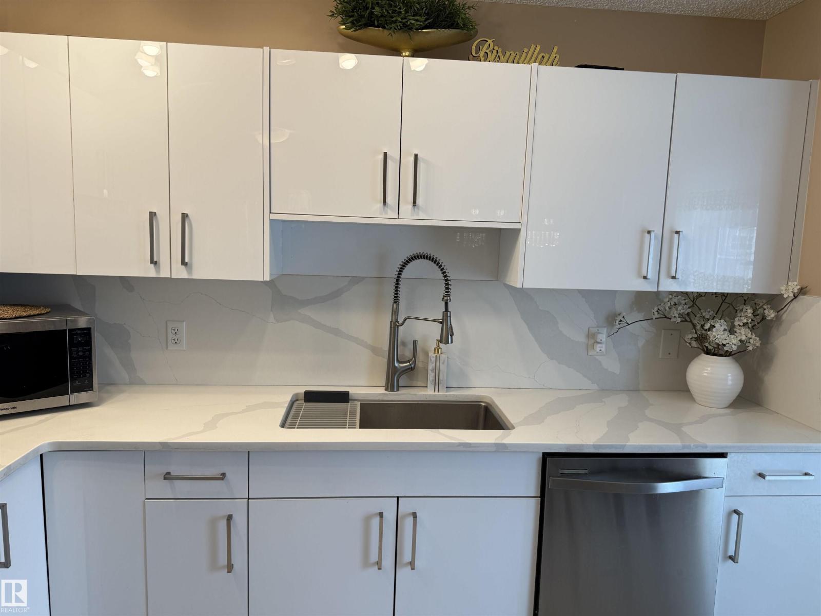 #11 15128 22 ST NW - 28