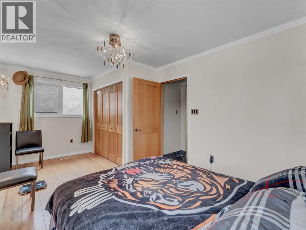 Single Family House Bungalow for Sale in   Avenue SE Connaught Medicine Hat 