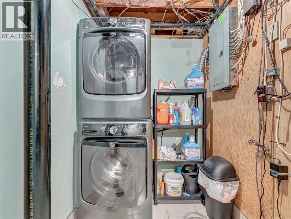 Single Family House Bungalow for Sale in   Avenue SE Connaught Medicine Hat 