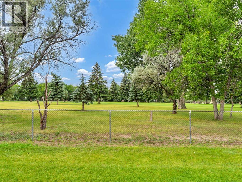 Single Family House Bungalow for Sale in   Avenue SE Connaught Medicine Hat 