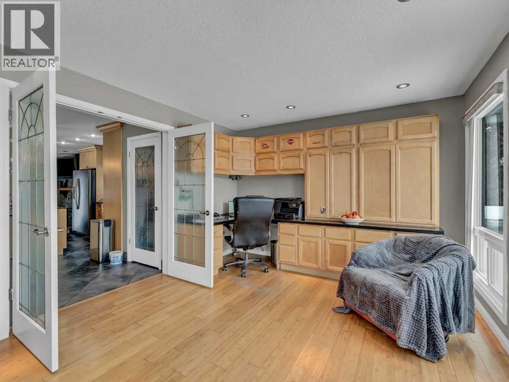 Single Family House Bungalow for Sale in   Avenue SE Connaught Medicine Hat 