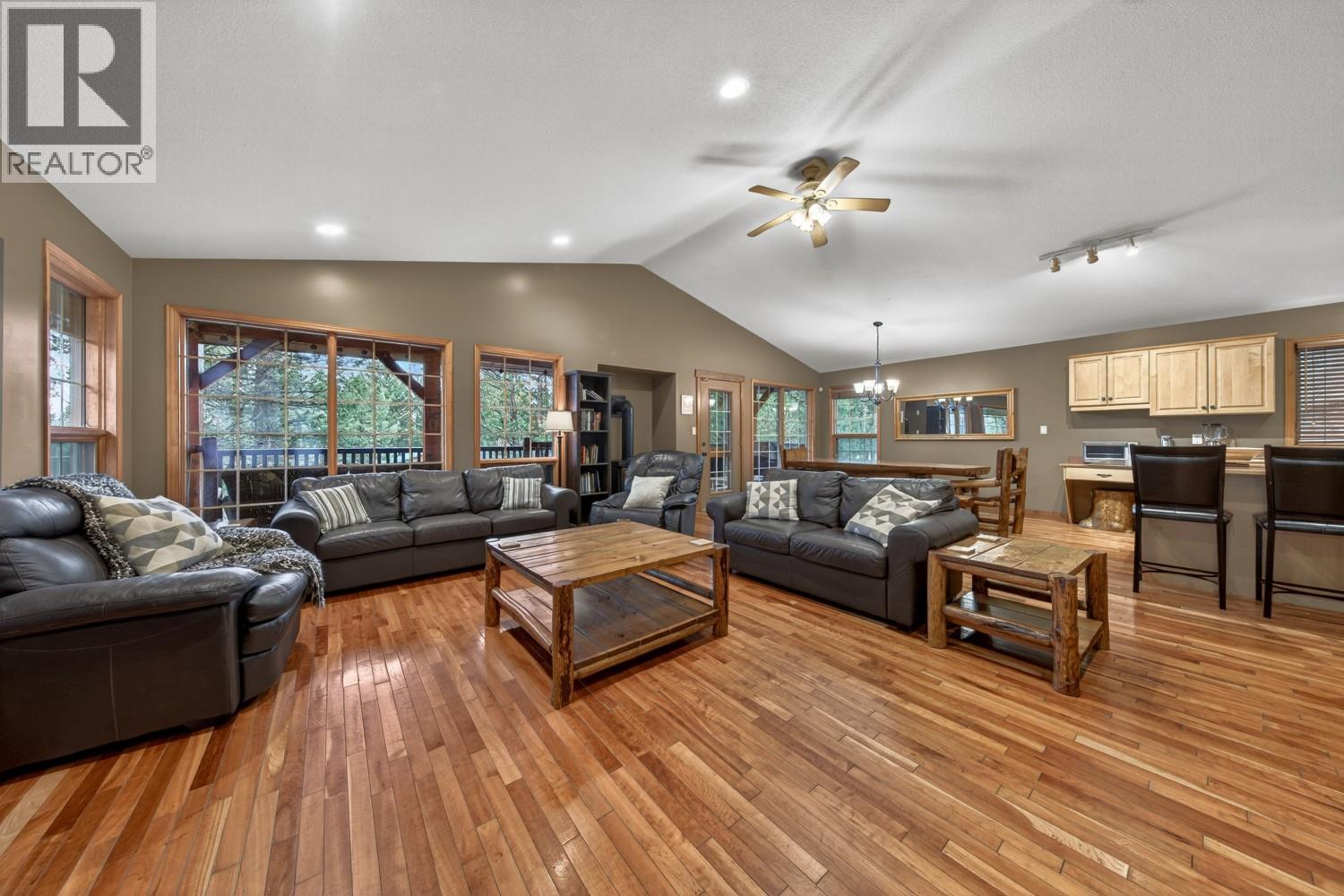 860 Timbermont Road - 11