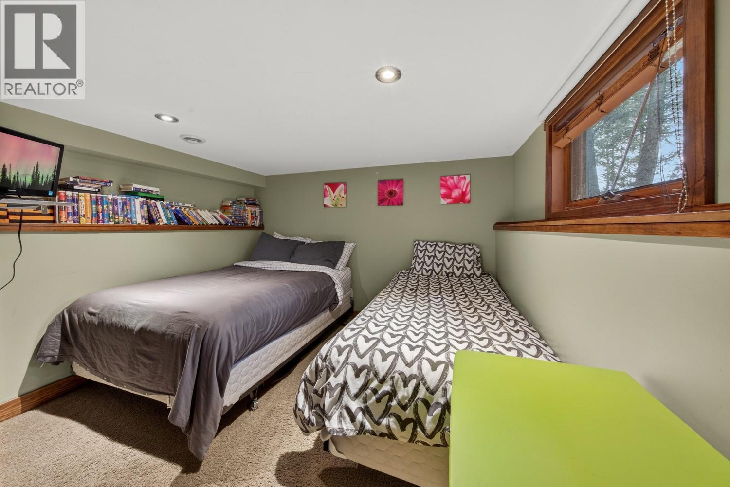 860 TIMBERMONT ROAD - 44