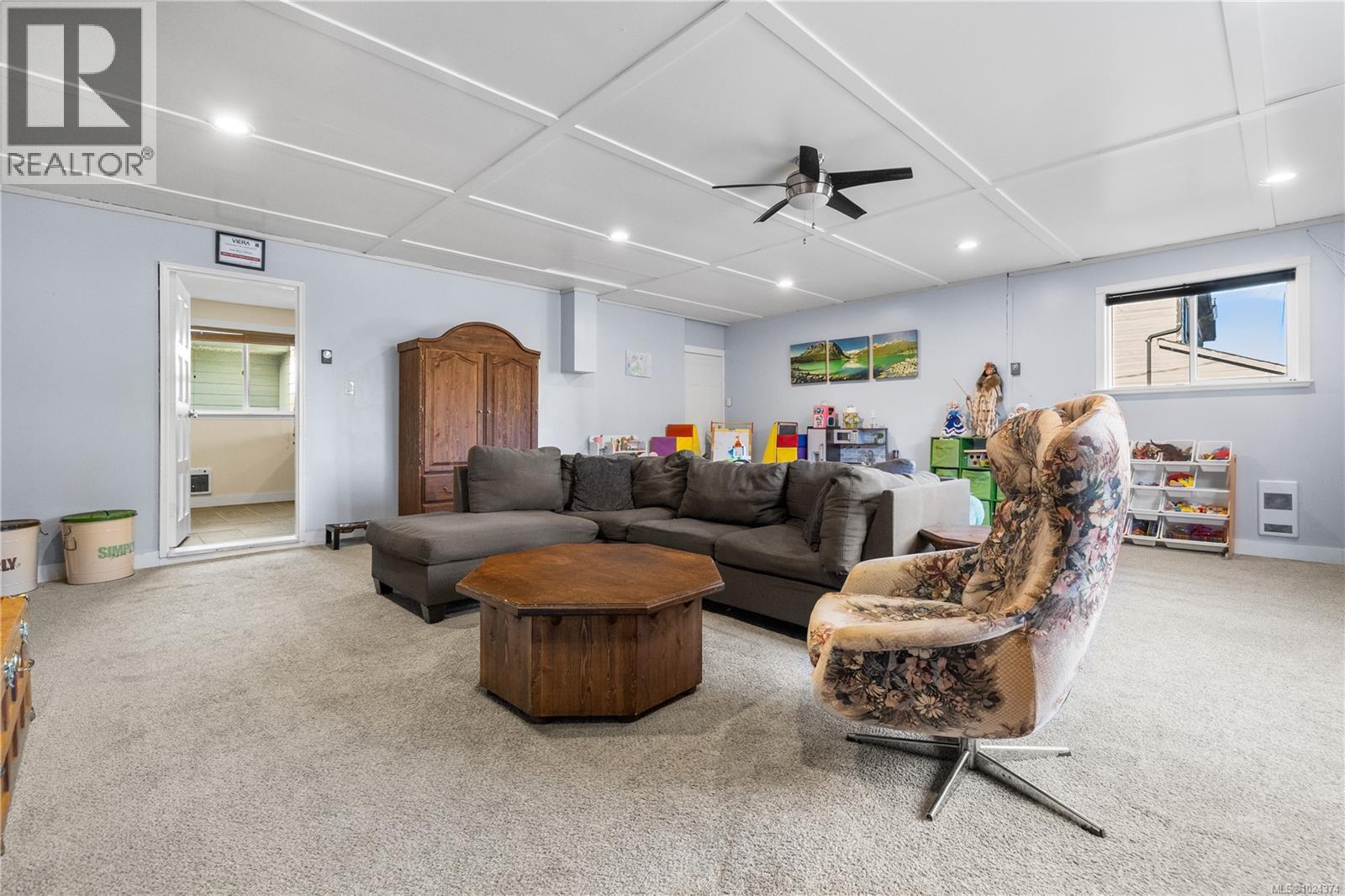 428 Raza Pl, Campbell River