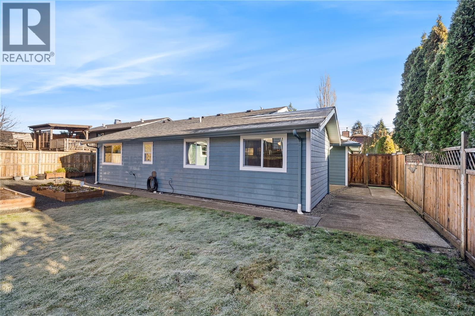 428 Raza Pl, Campbell River