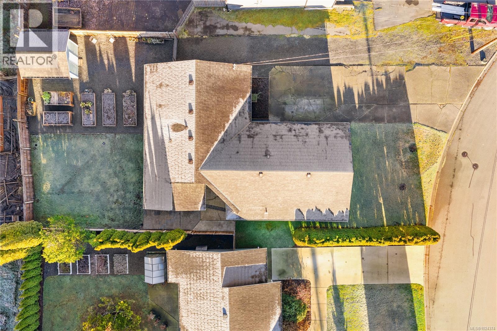 428 Raza Pl, Campbell River