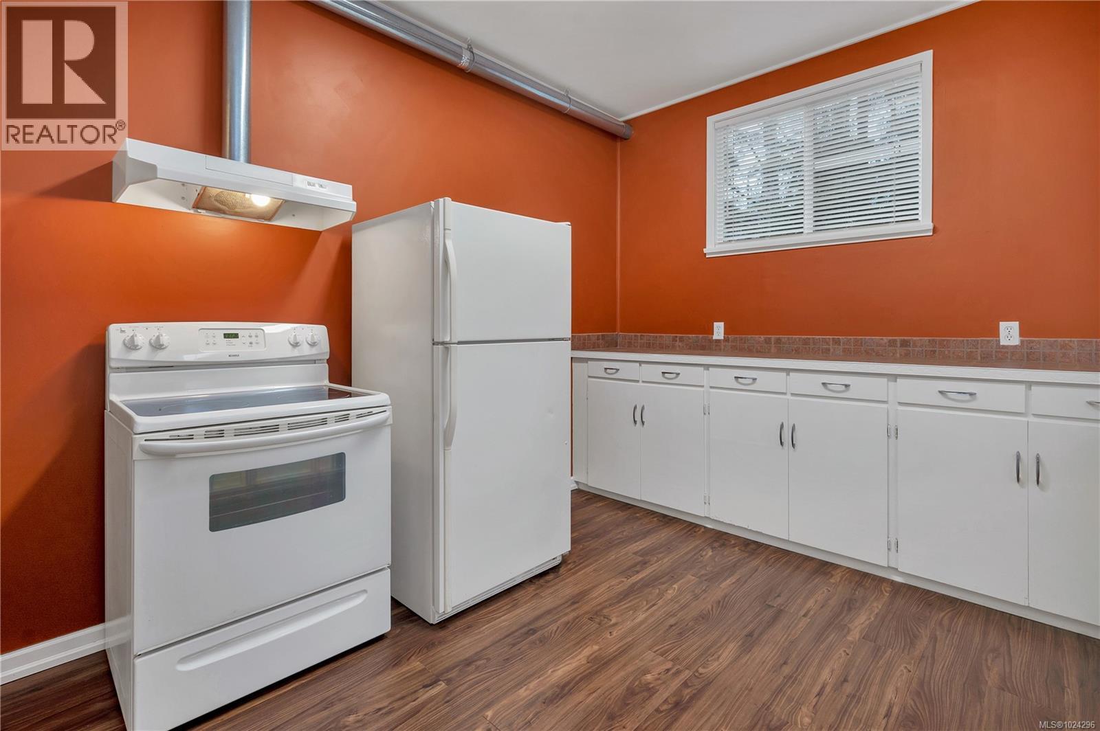 1260 SAYWARD RD - 21