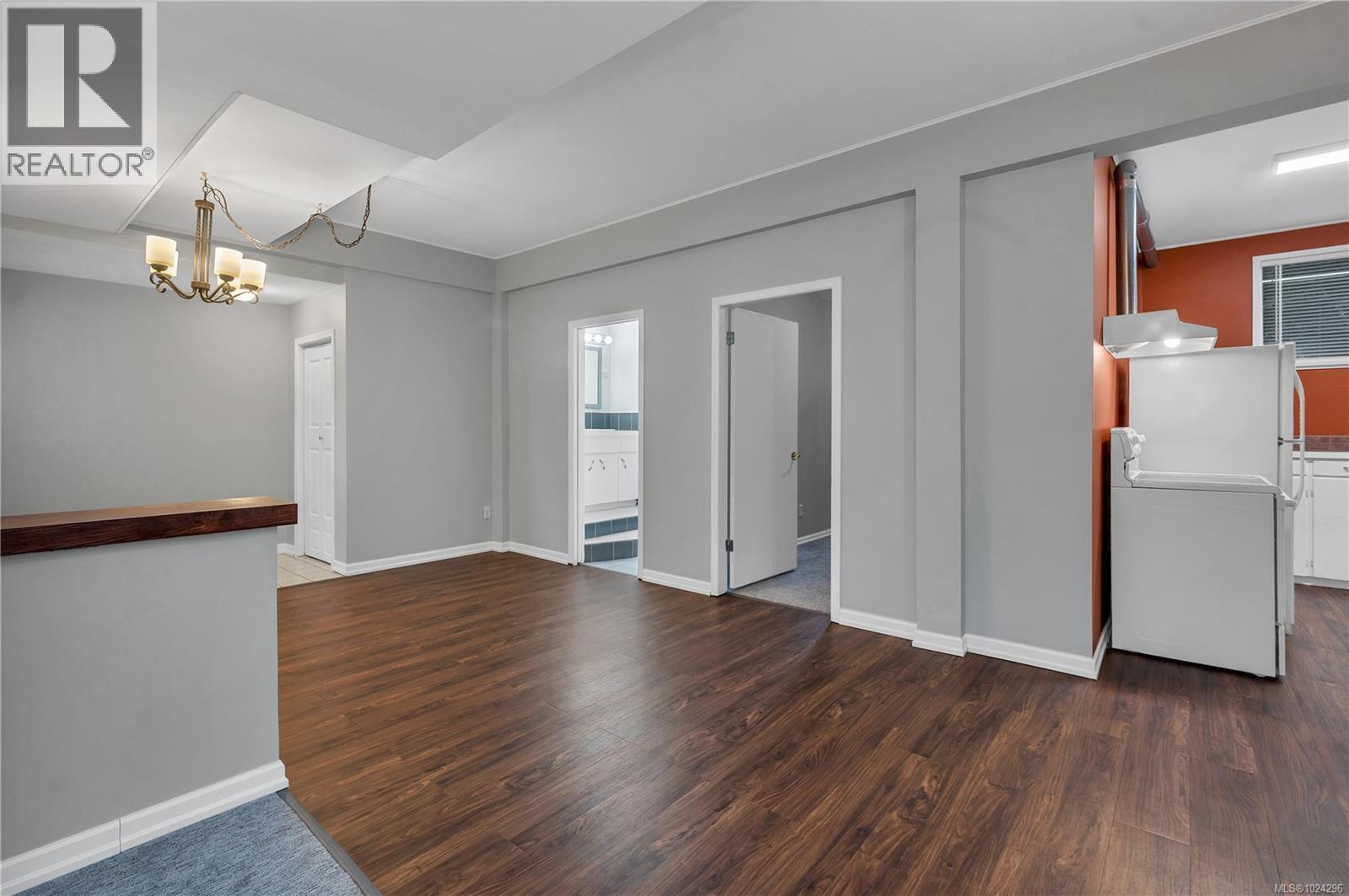 1260 SAYWARD RD - 23