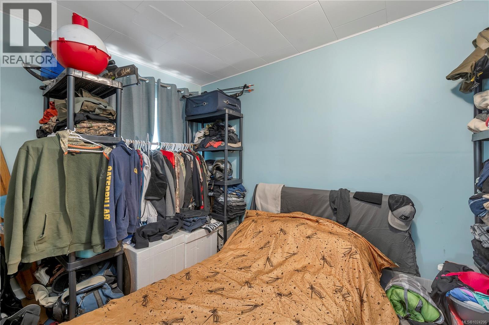 1260 SAYWARD RD - 46