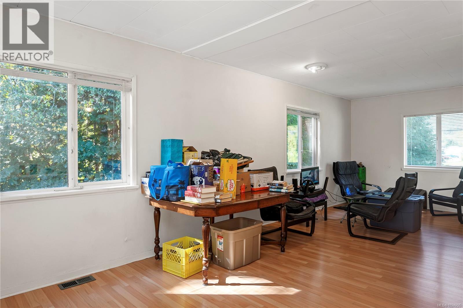 1260 SAYWARD RD - 51