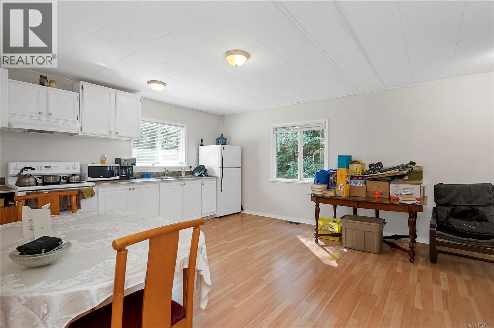 1260 SAYWARD RD - 53