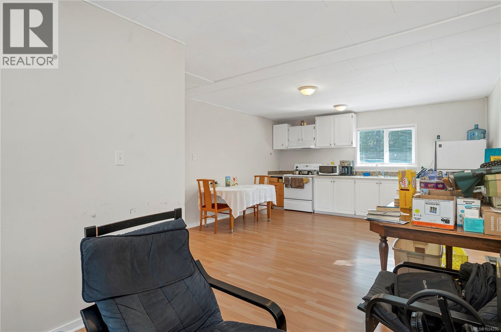 1260 SAYWARD RD - 56