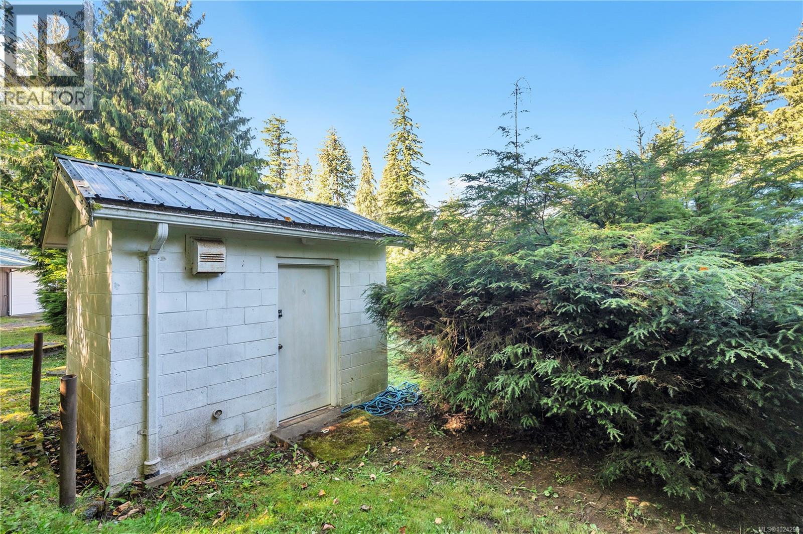 1260 SAYWARD RD - 65
