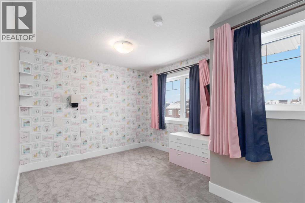 220 Beaverlodge Close, Fort McMurray