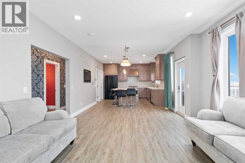 220 Beaverlodge Close, Fort McMurray