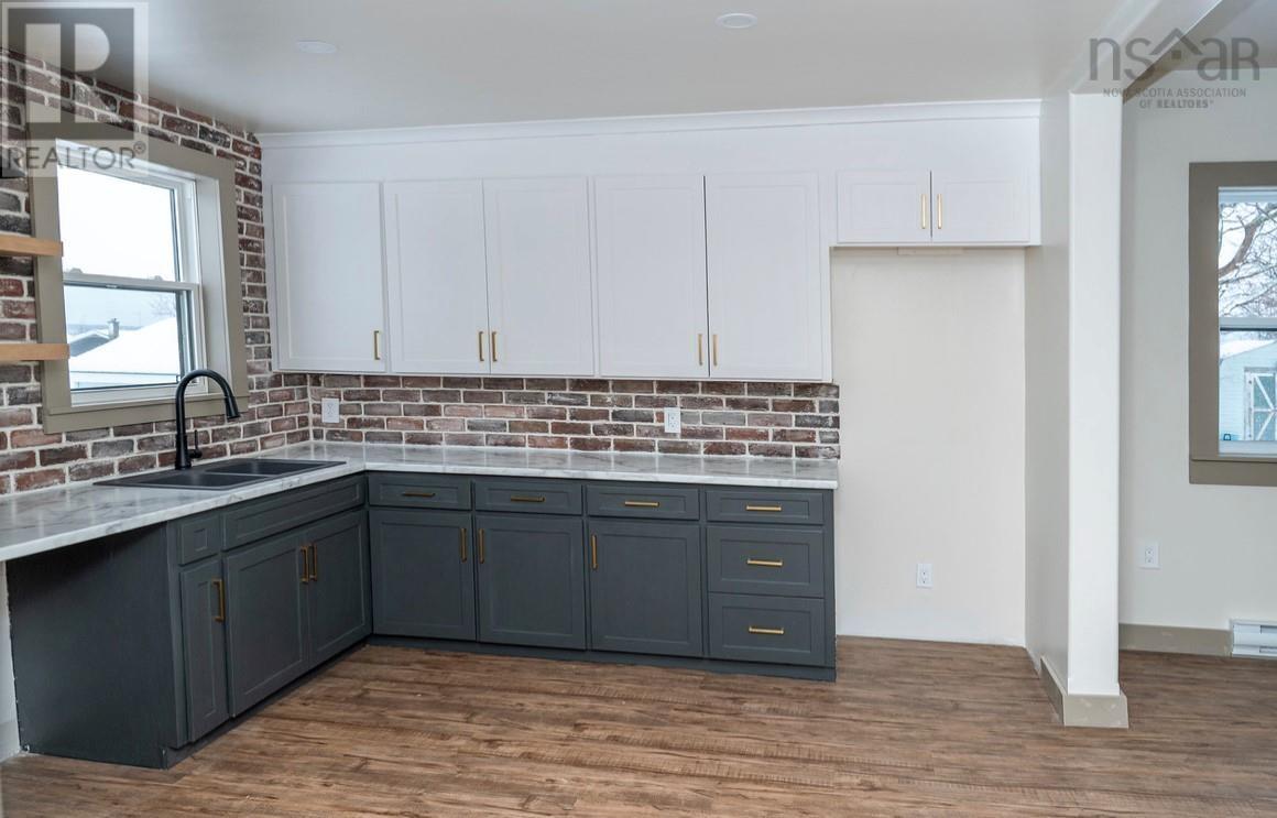 Property 8 of 21 of 49 Ocean Avenue