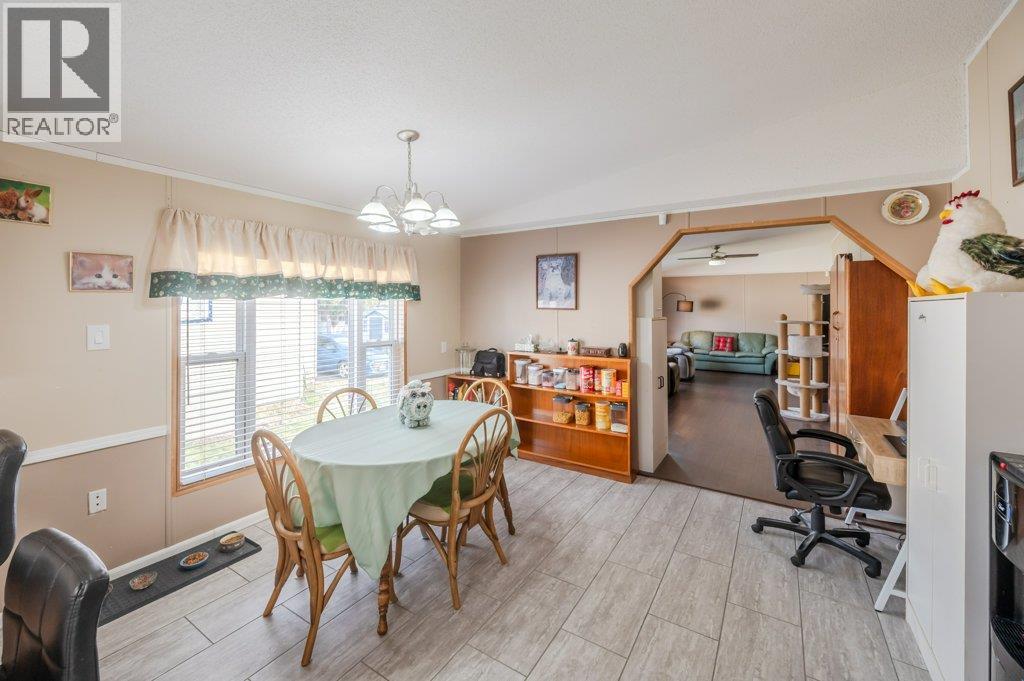 5617 HIGHWAY 97 - 11