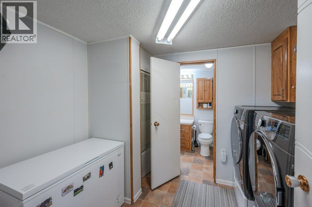 5617 HIGHWAY 97 - 24