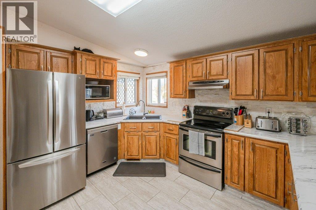 5617 HIGHWAY 97 - 19