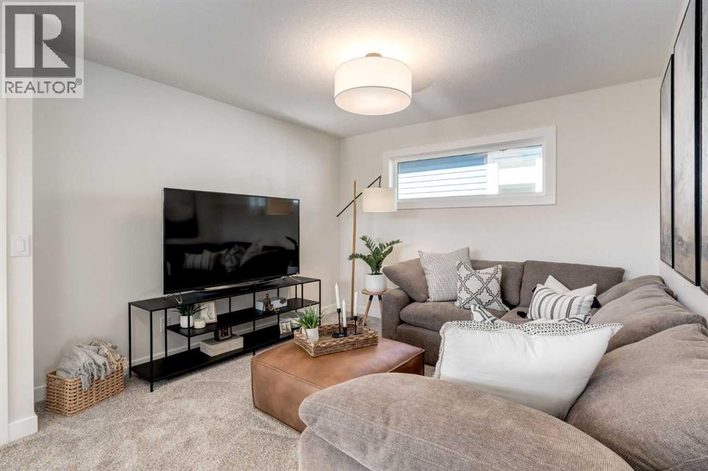 128 Quartz Crescent, Cochrane