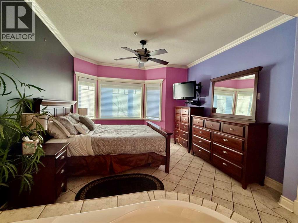 9918 Gordon Avenue, Fort McMurray