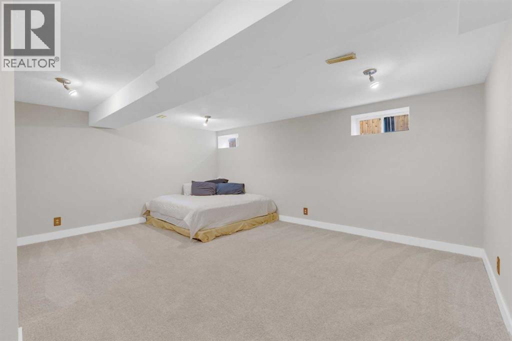 16 Parson Drive, Sylvan Lake