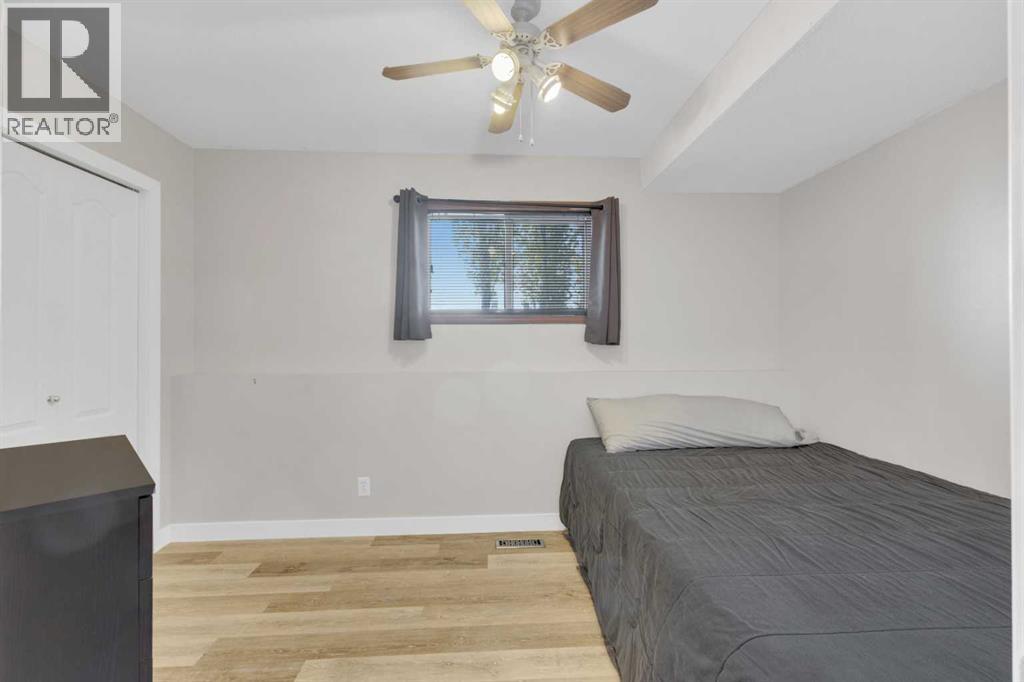 16 Parson Drive, Sylvan Lake