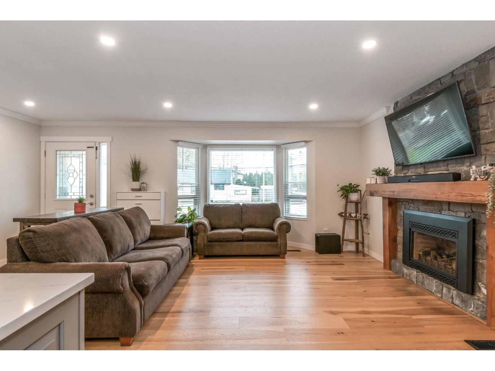 27192 34 AVENUE, Langley