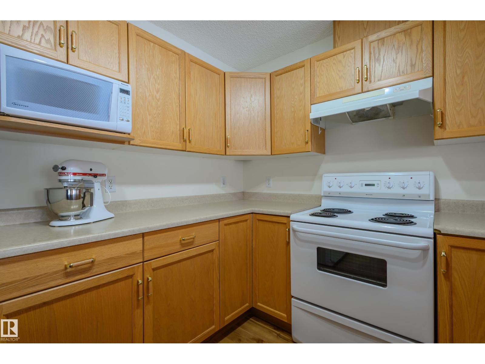 #44 30 LEVASSEUR RD, St. Albert