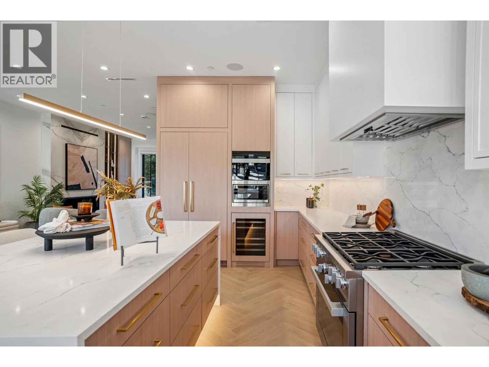 3970 LAUREL STREET, Vancouver