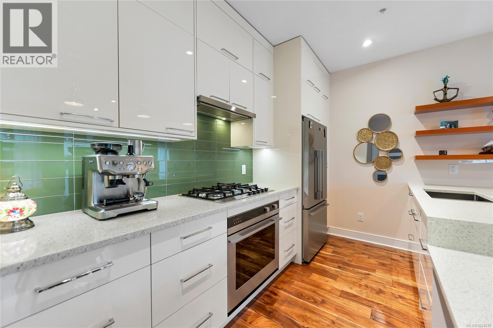 N312 1105 Pandora Avenue, Victoria