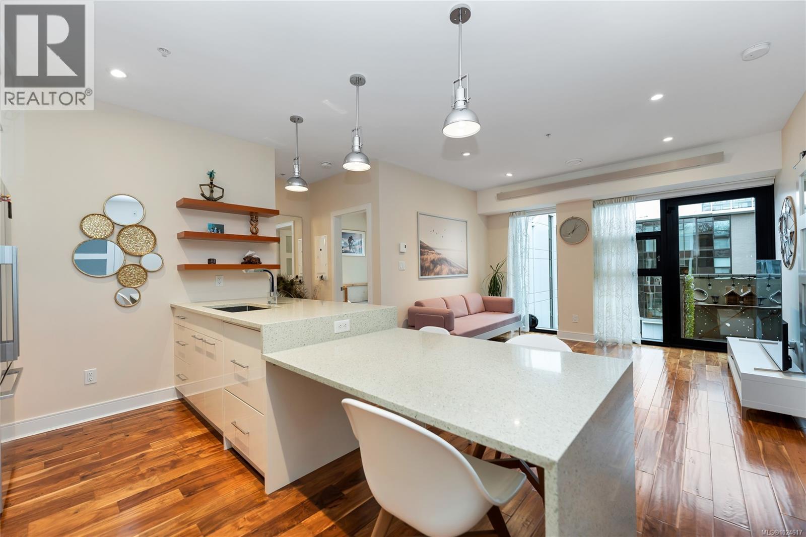 N312 1105 Pandora Avenue, Victoria