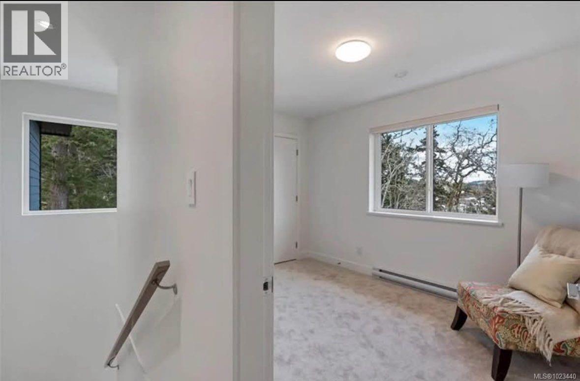 227 Heddle Ave, View Royal