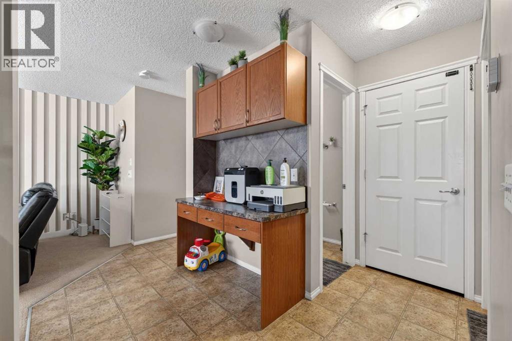 Single Family House for Sale in  Saddlecrest Crescent NE Saddle Ridge Calgary 