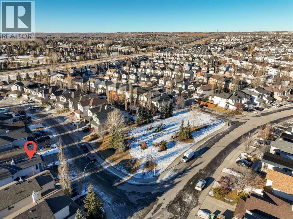 Single Family House for Sale in  Tuscany Vista Road NW Tuscany Calgary 