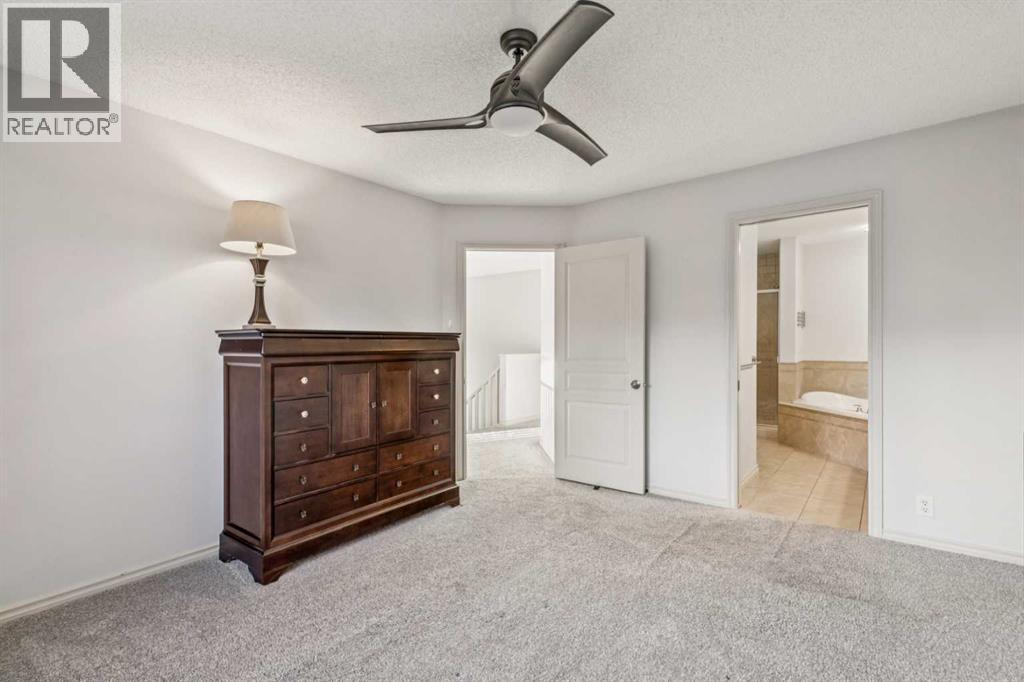 Single Family House for Sale in  Tuscany Vista Road NW Tuscany Calgary 