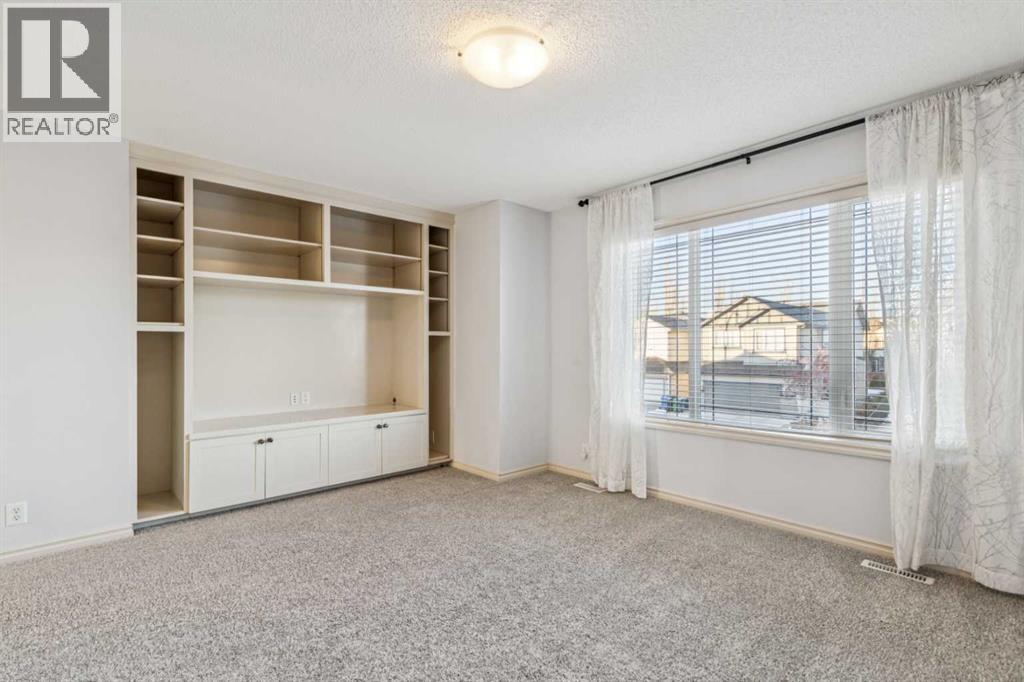 Single Family House for Sale in  Tuscany Vista Road NW Tuscany Calgary 