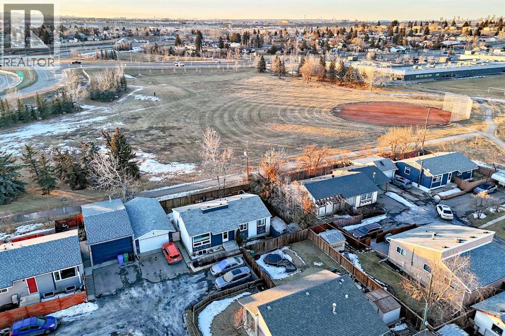 Single Family House 3 Level for Sale in  A Street SE Ogden Calgary 