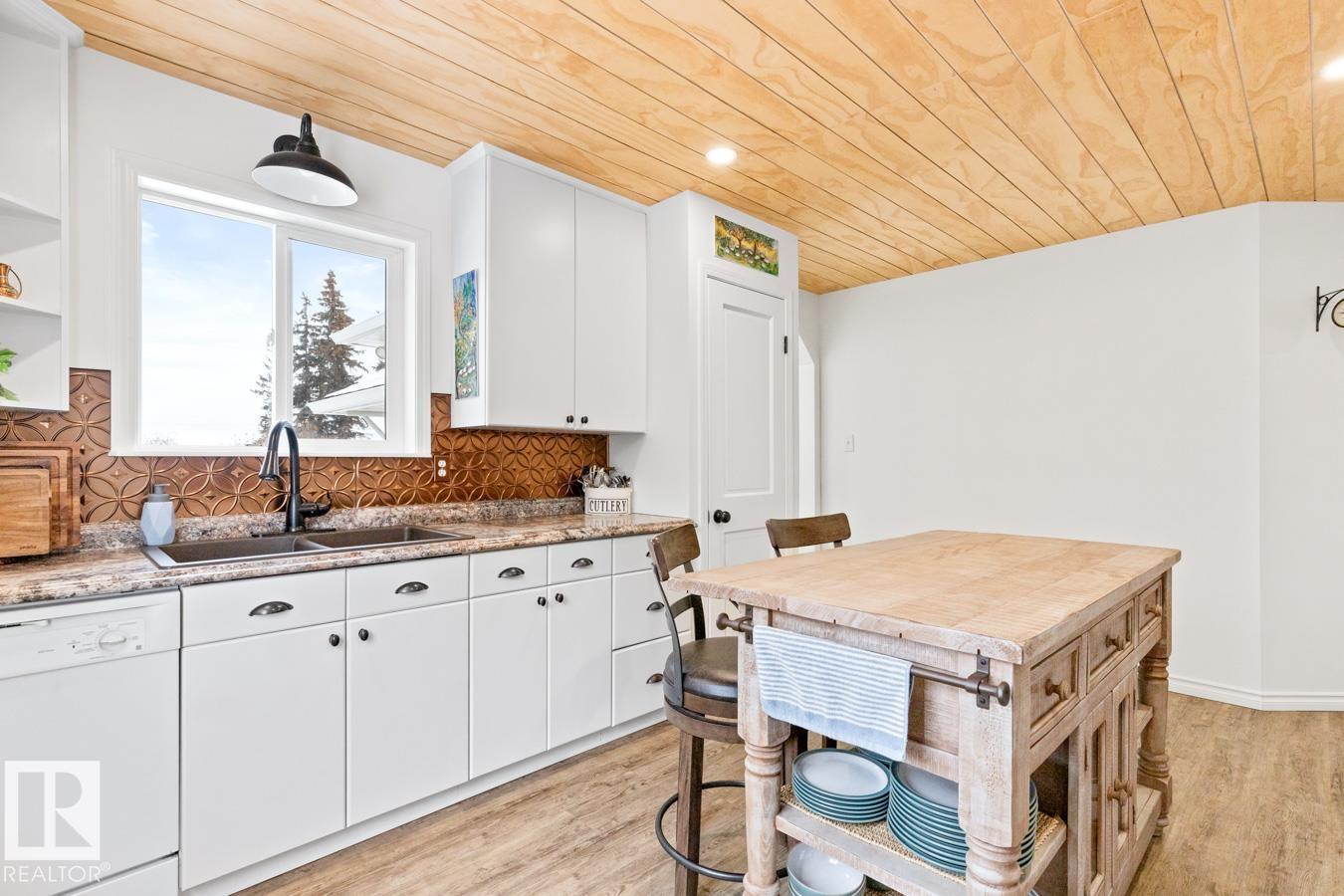 57332 RGE ROAD 213A, Rural Sturgeon County